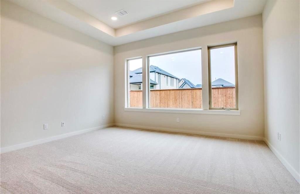4031 Heatherton Drive Property Photo 6