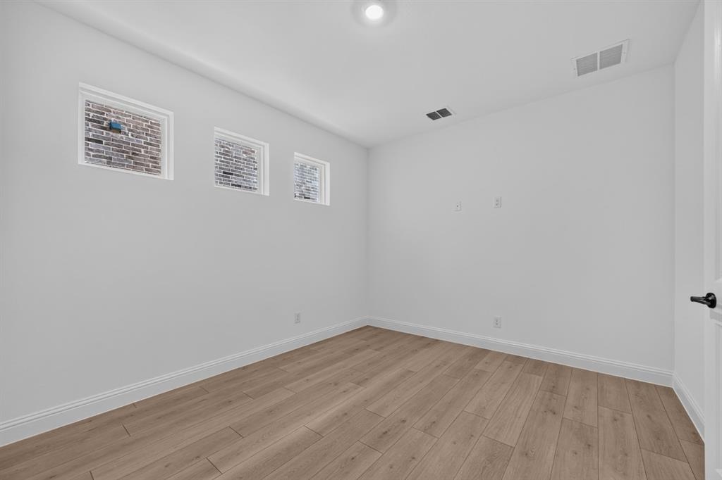 535 Wisteria Street Property Photo 15
