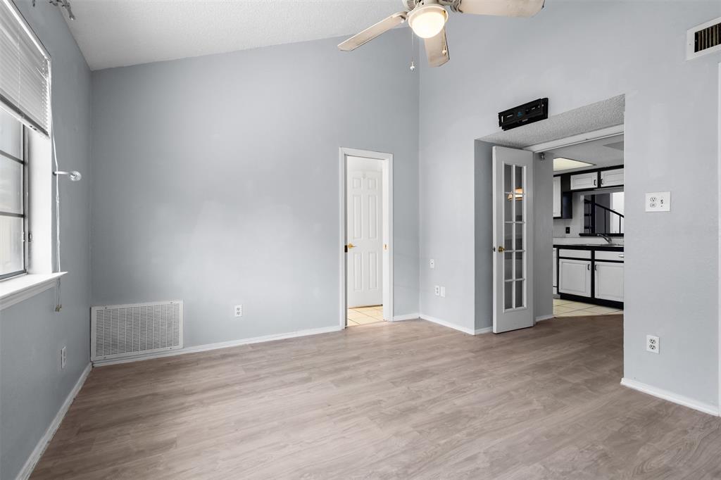 5590 Spring Valley H 203 Property Photo 14