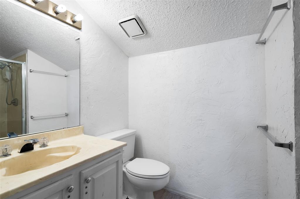 5590 Spring Valley H 203 Property Photo 21