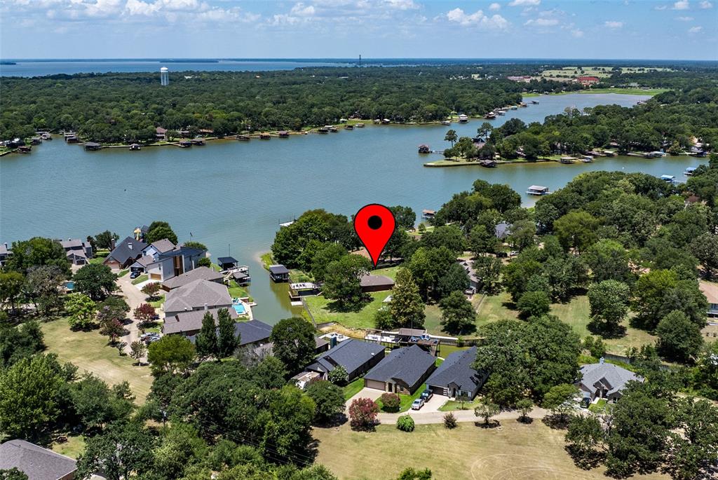 111 Hickory Creek Circle Property Photo 34