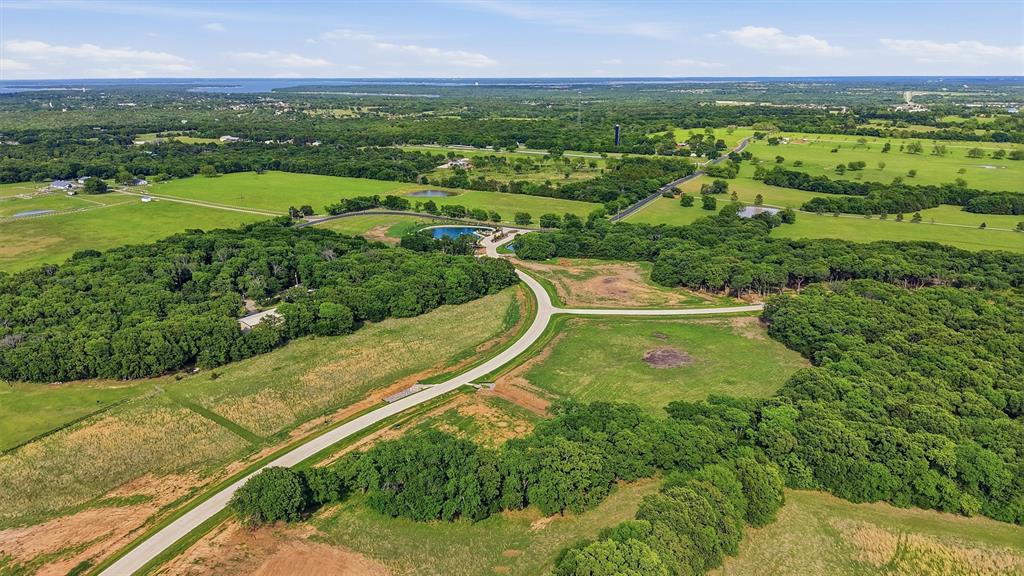 444 White Tail Way Property Photo 8