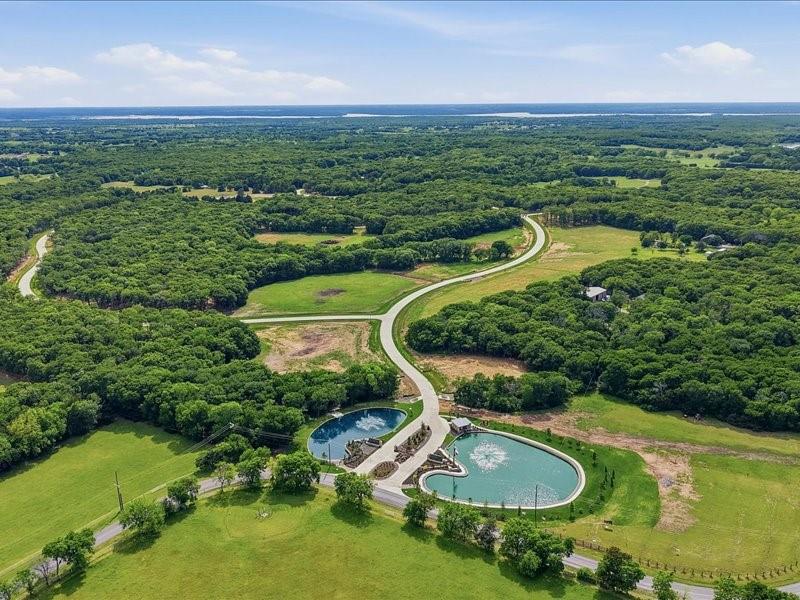 444 White Tail Way Property Photo 13