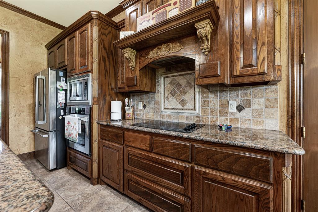 1132 Shadow Lakes Drive Property Photo 13