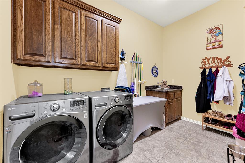 1132 Shadow Lakes Drive Property Photo 33