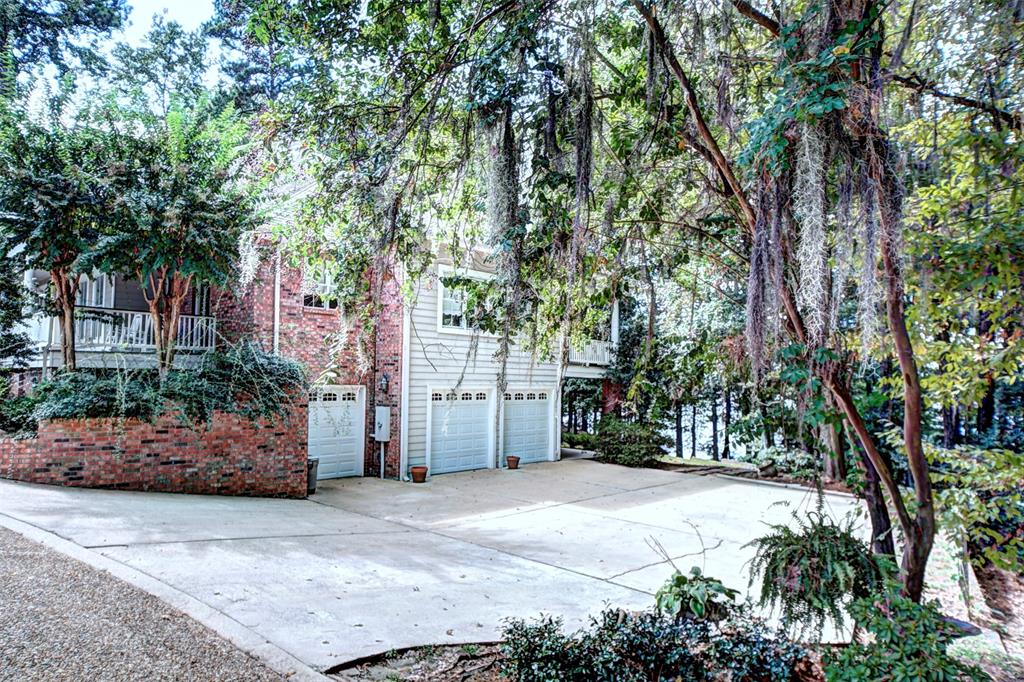 315 Moss Hill Terrace Property Photo 13