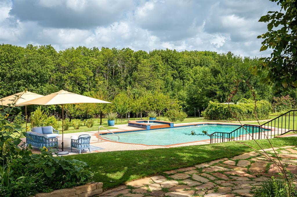 919 Harrell Road Property Photo 9