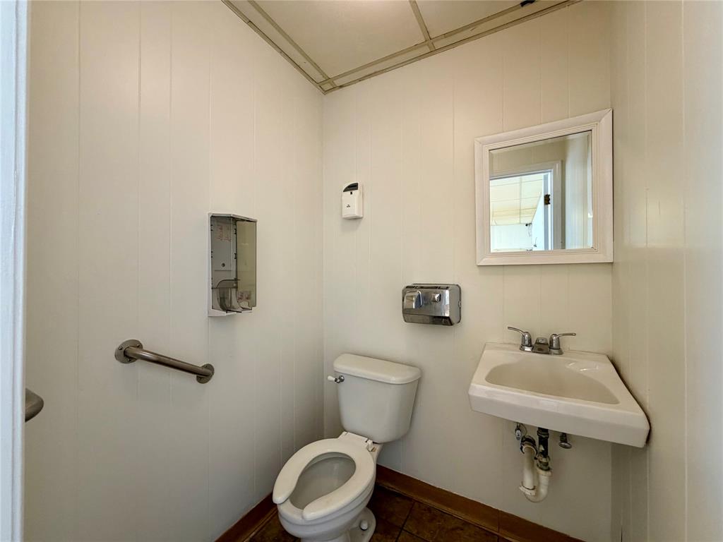 606 S Seven Points Boulevard 7 Property Photo 35