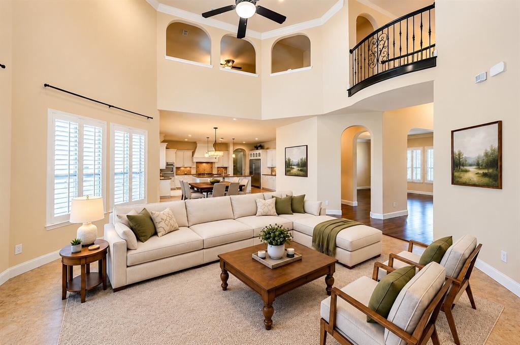812 Cross Timbers Drive Property Photo 8