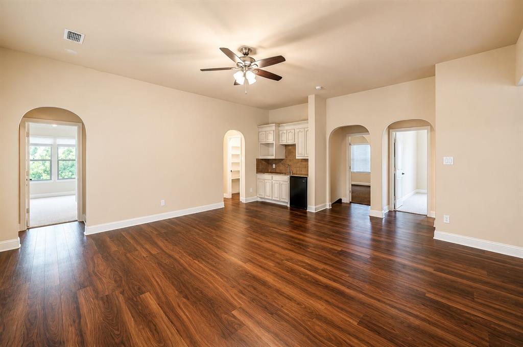 812 Cross Timbers Drive Property Photo 25