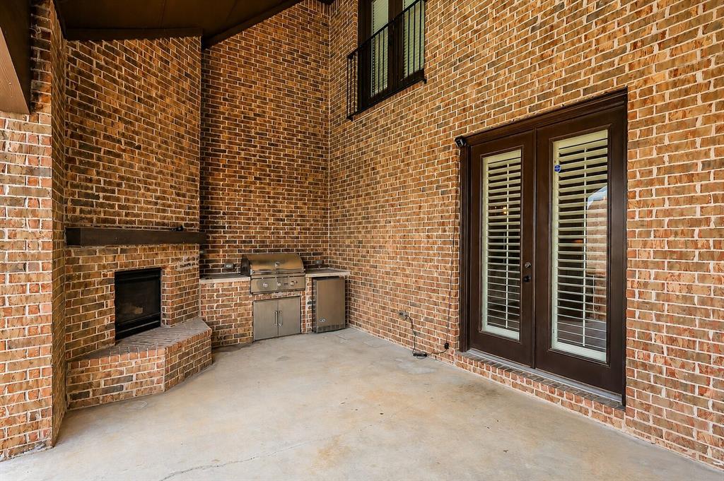 812 Cross Timbers Drive Property Photo 32