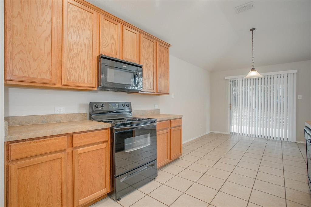 6000 Stirrup Iron Drive Property Photo 3