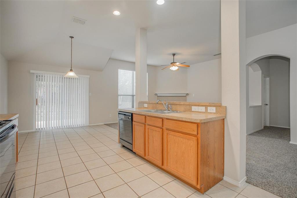6000 Stirrup Iron Drive Property Photo 4