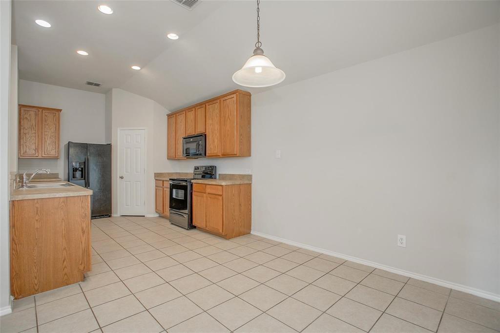 6000 Stirrup Iron Drive Property Photo 6