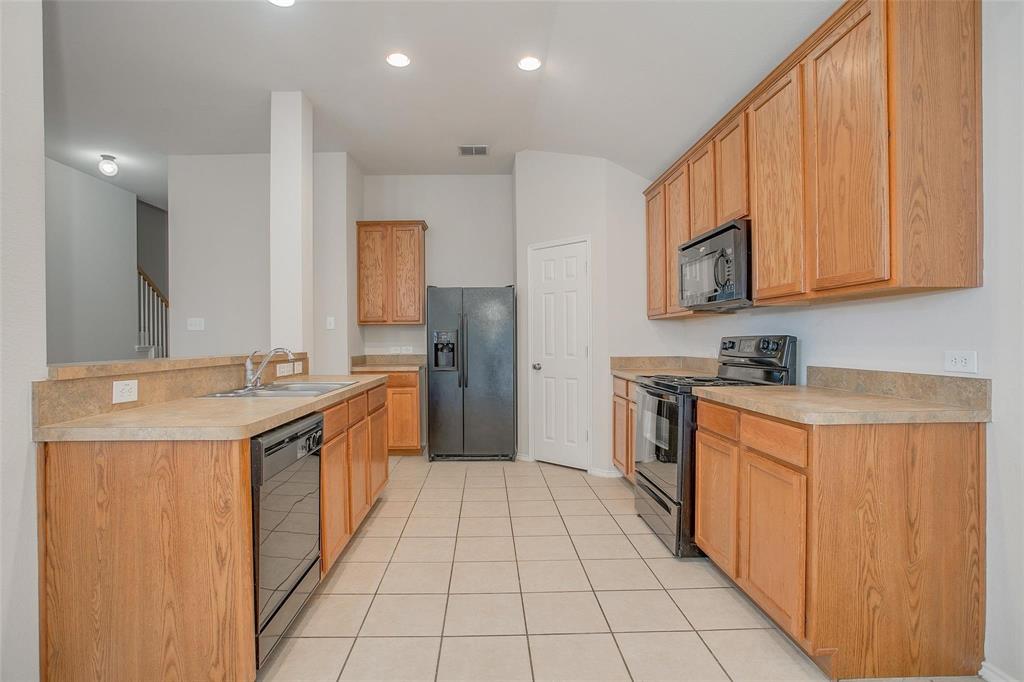 6000 Stirrup Iron Drive Property Photo 7