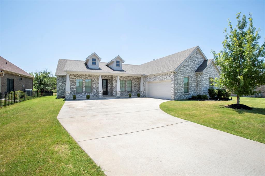 1305 Carnoustie Drive Property Photo 1
