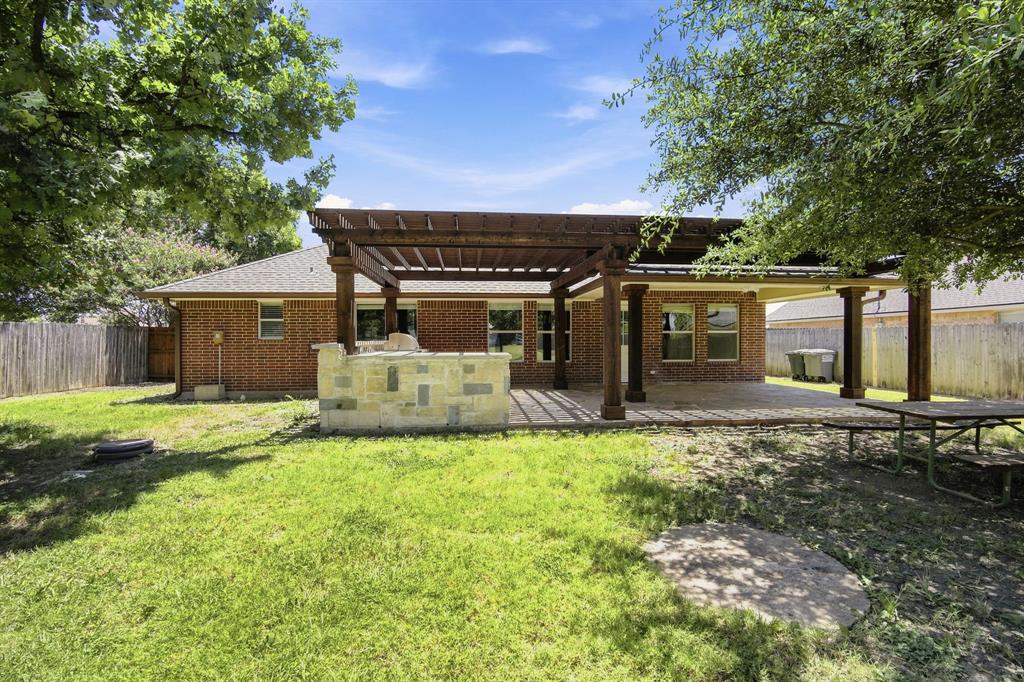 1519 Shawnee Road Property Photo 6