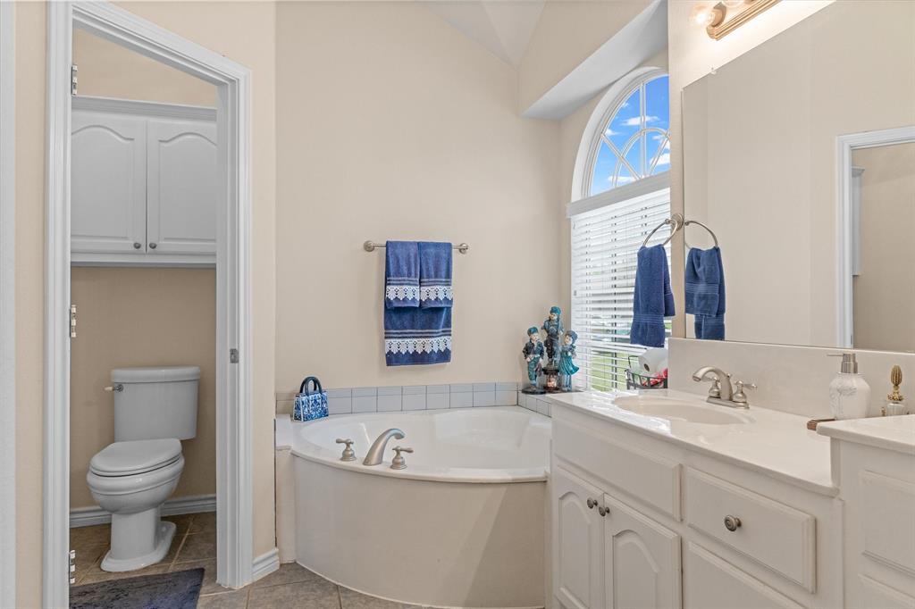 2114 Pecan Ridge Drive Property Photo 11