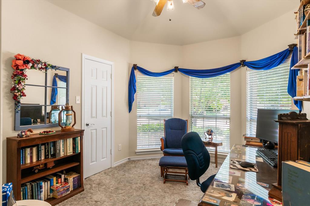 2114 Pecan Ridge Drive Property Photo 22