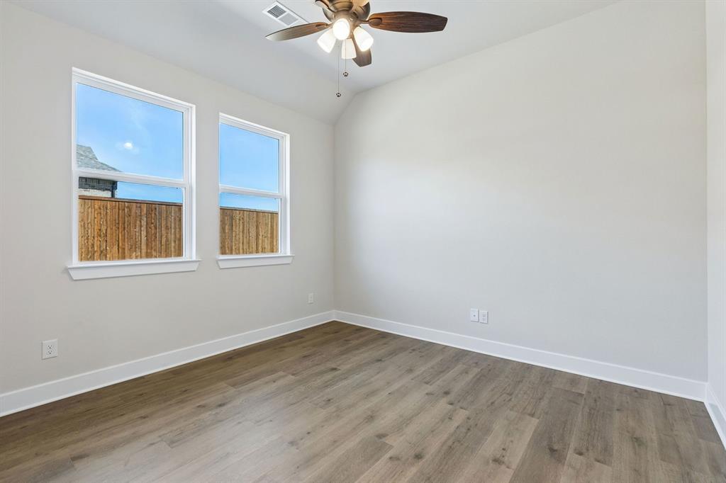 208 Bristol Lane Property Photo 21