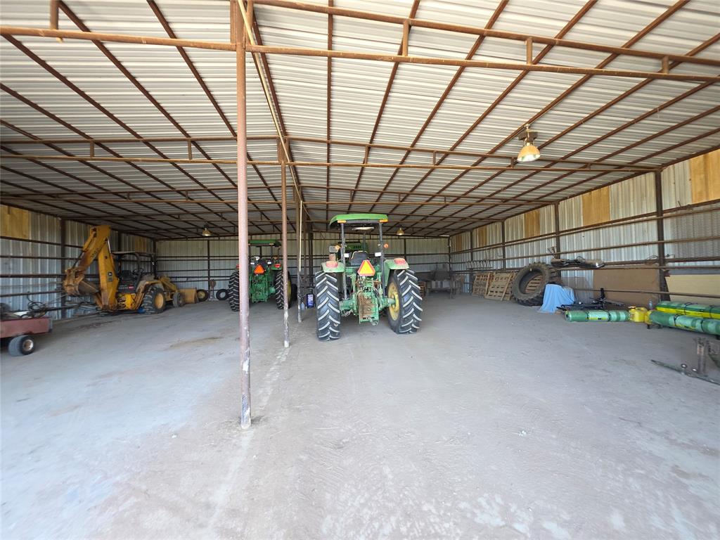 2251 Fm 585 Property Photo 11
