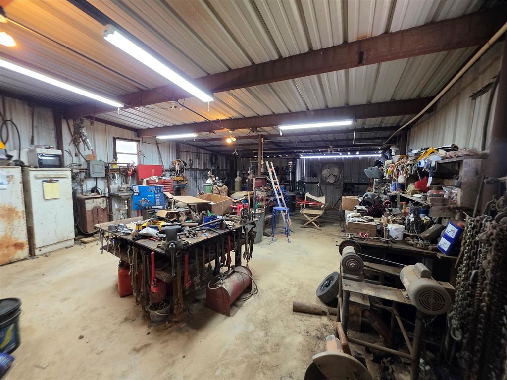 2251 Fm 585 Property Photo 16
