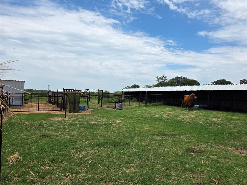2251 Fm 585 Property Photo 18