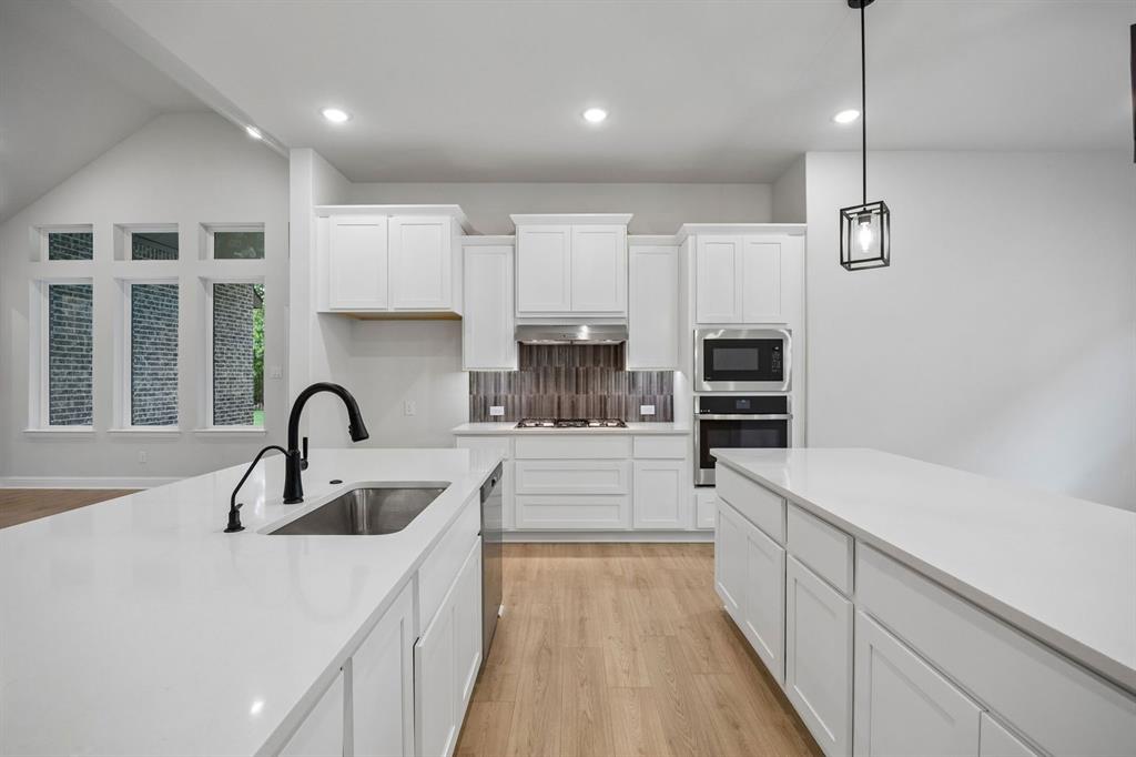 707 Cherry Bark Trail Property Photo 15
