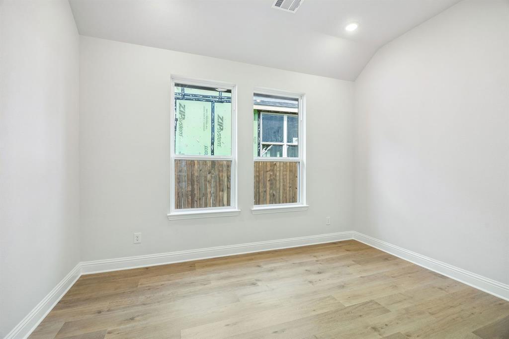 707 Cherry Bark Trail Property Photo 18