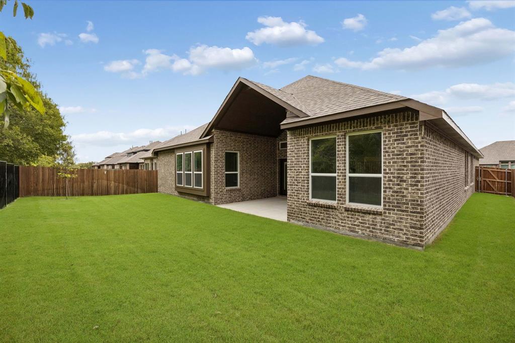 707 Cherry Bark Trail Property Photo 28