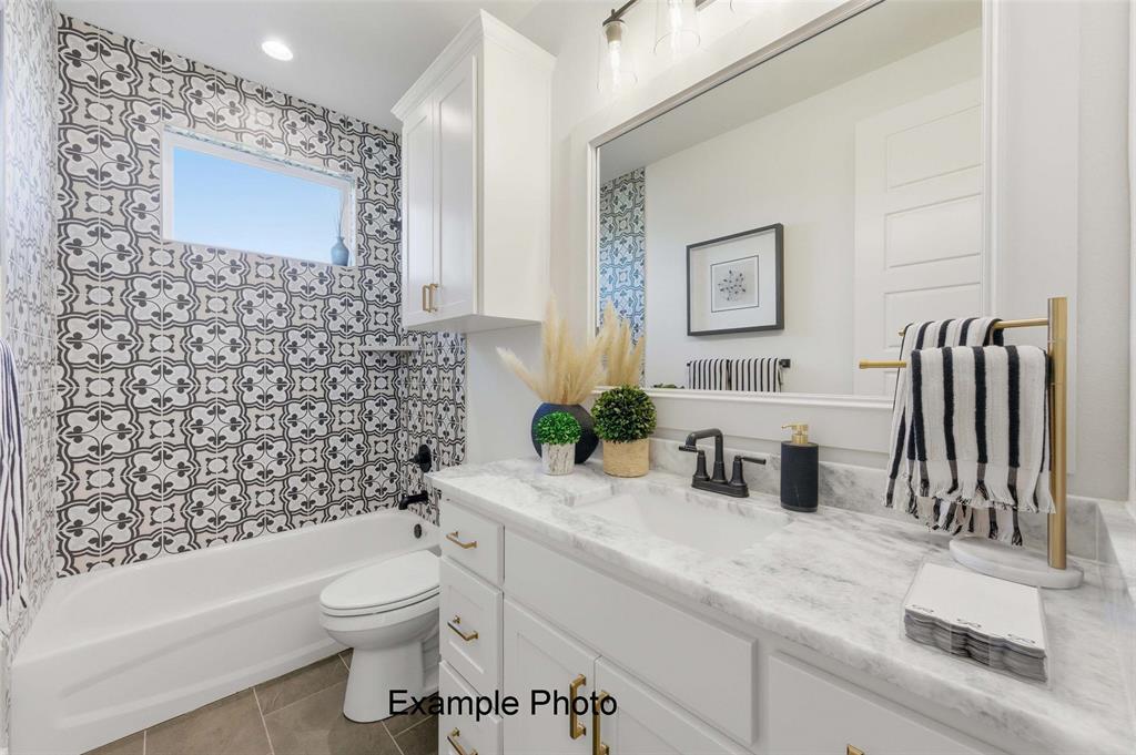 1033 Switchgrass Property Photo 7
