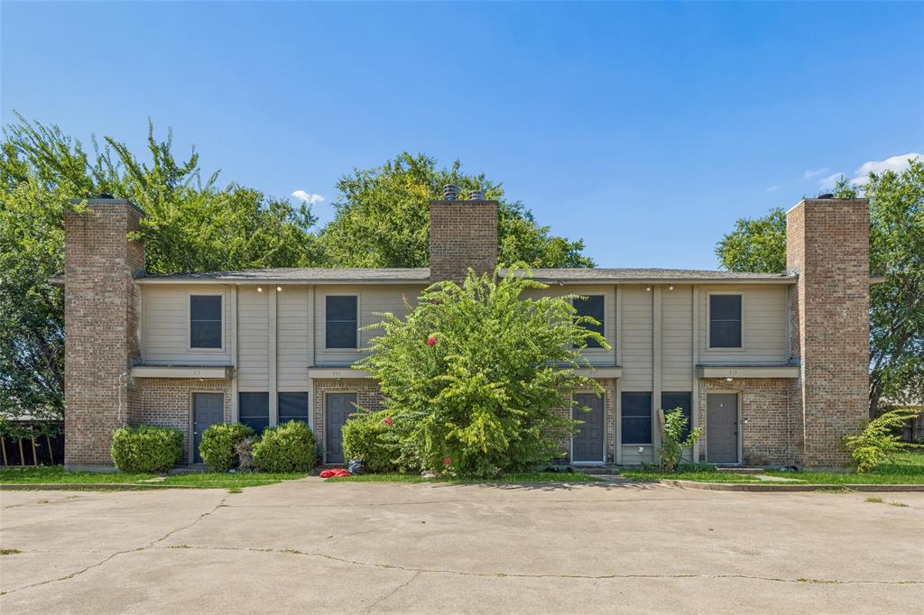 313 Cambridge Drive Property Photo 1