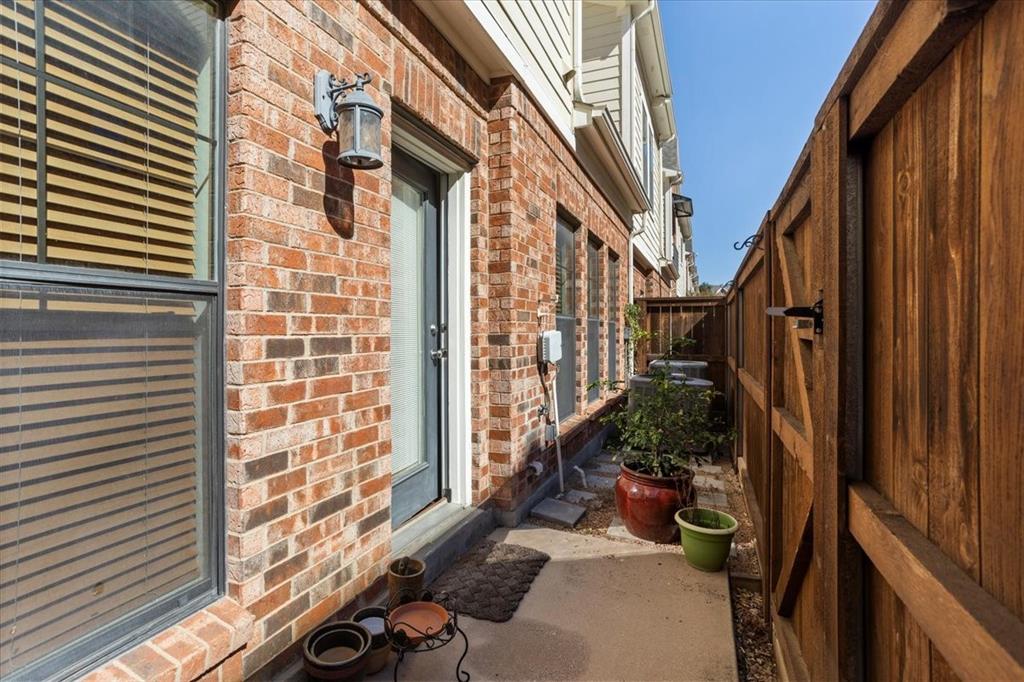 6113 Portrush Drive Property Photo 23