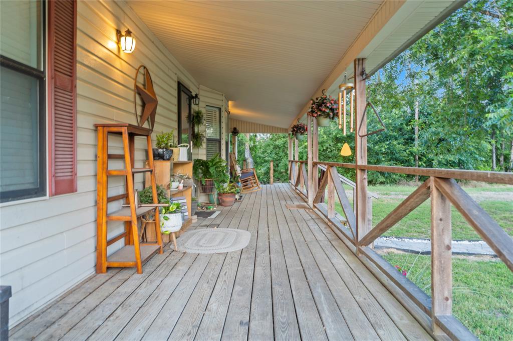 15197 Farm Road 71 Property Photo 1