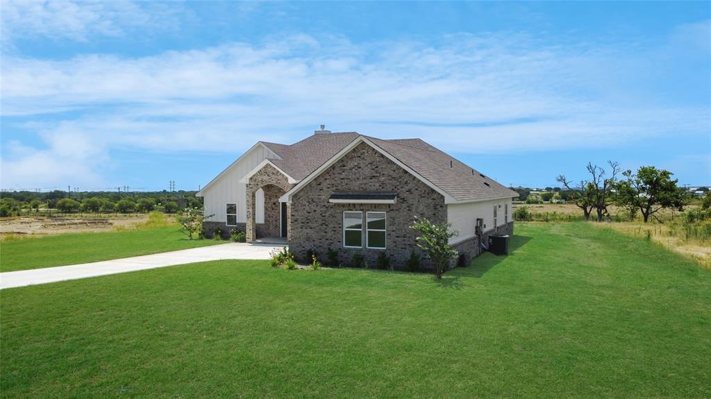 1020 Don Eve Court Property Photo 2