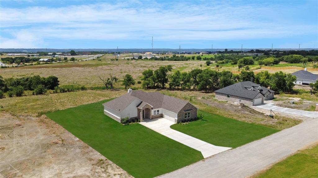 1020 Don Eve Court Property Photo 4