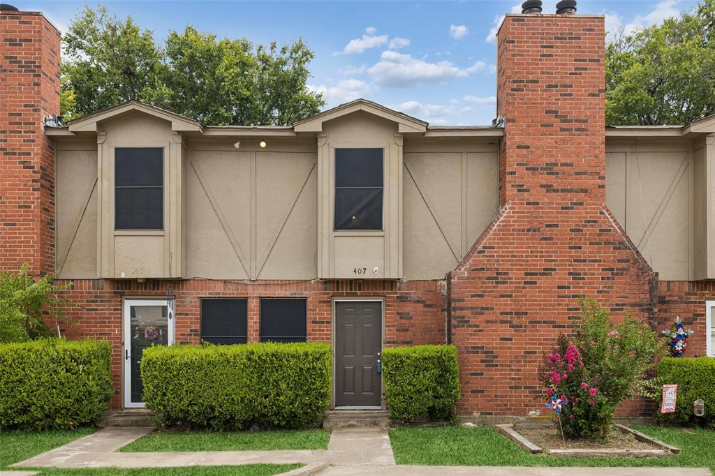 405 Cambridge Drive Property Photo 1