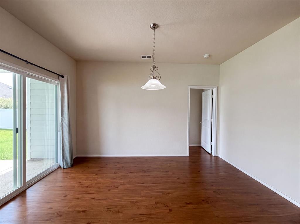 9165 Blackstone Drive Property Photo 8