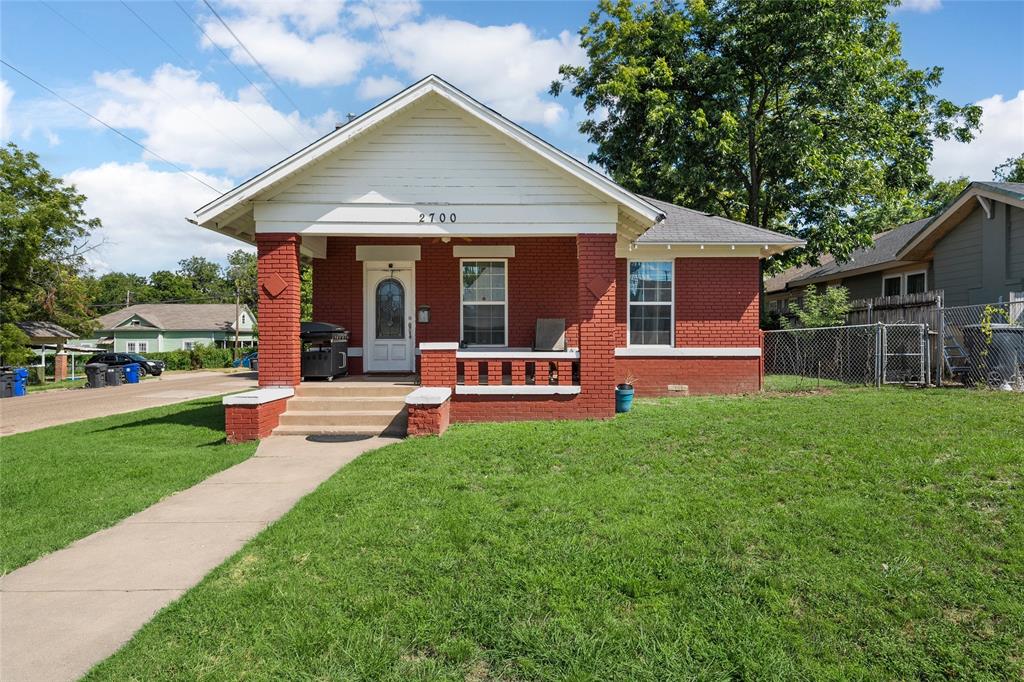 2700 Cole Avenue Property Photo 1