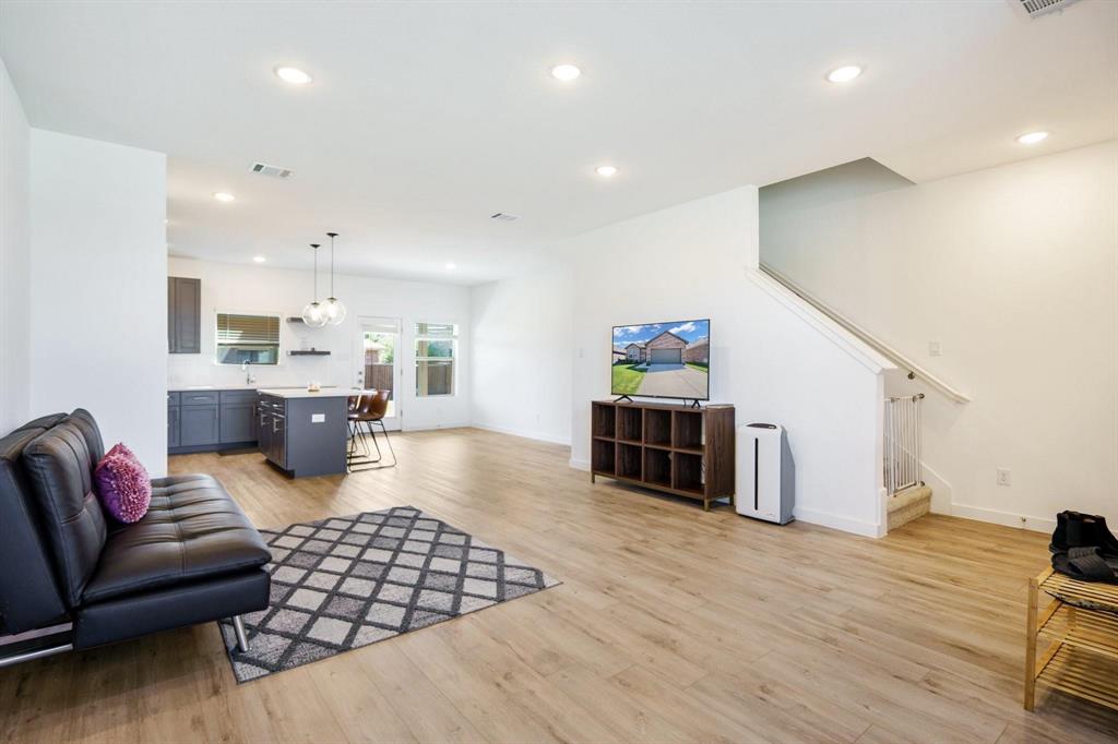 2608 Ontario Drive Property Photo 10
