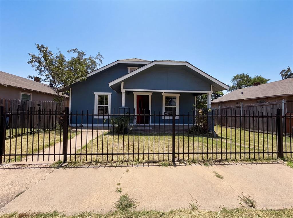 2832 Avenue I Property Photo 1