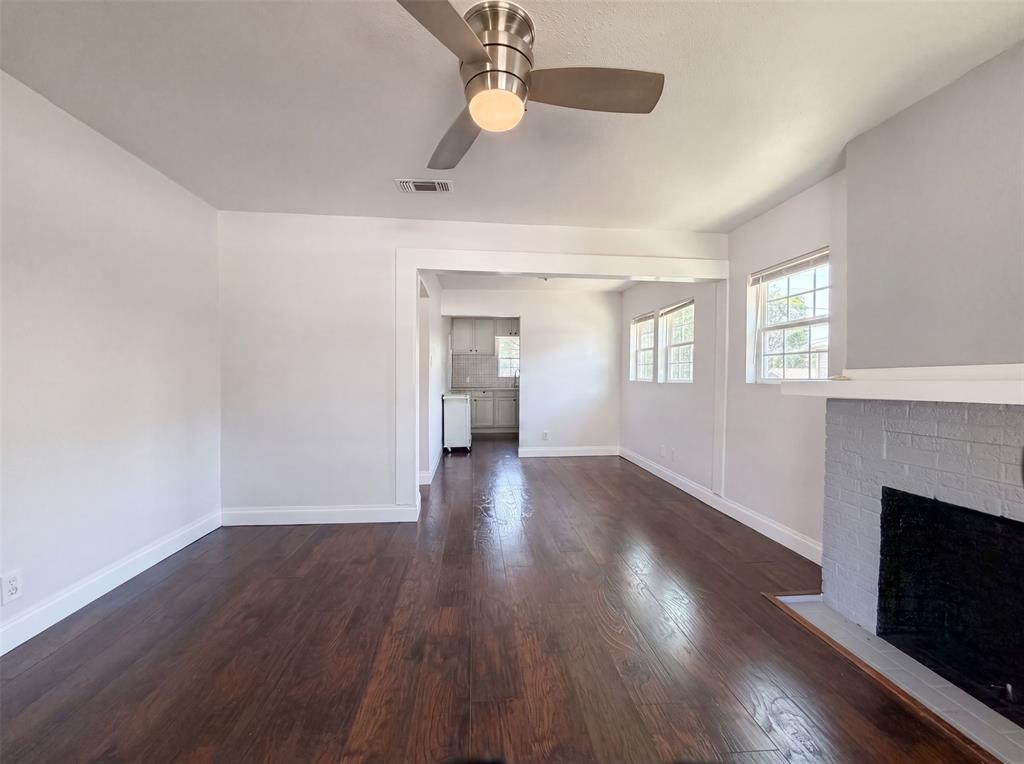 2832 Avenue I Property Photo 3