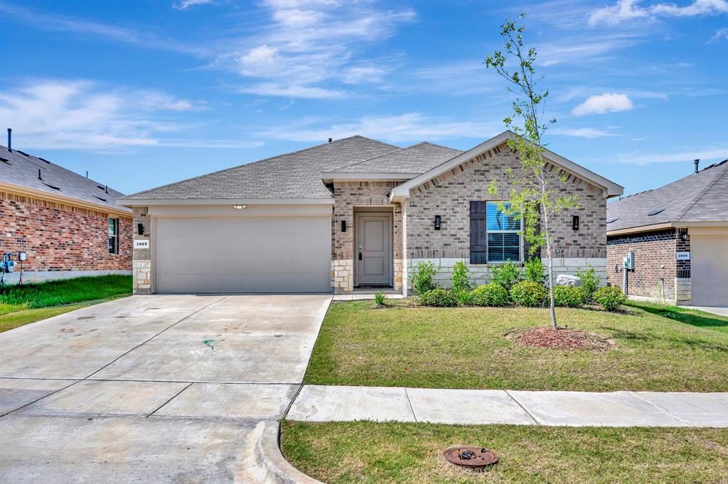 3905 Northwater Trail Property Photo 1