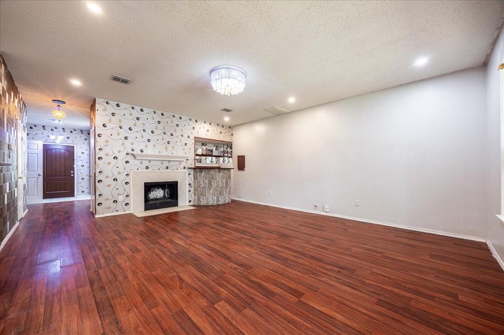 308 Autumn Park Property Photo 14