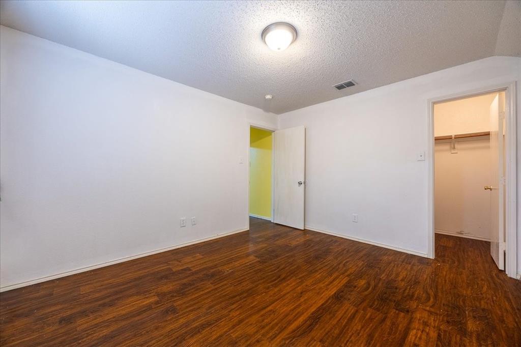 308 Autumn Park Property Photo 33