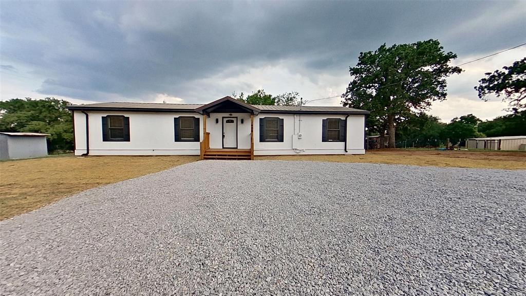 1404 Arvel Circle Property Photo 2
