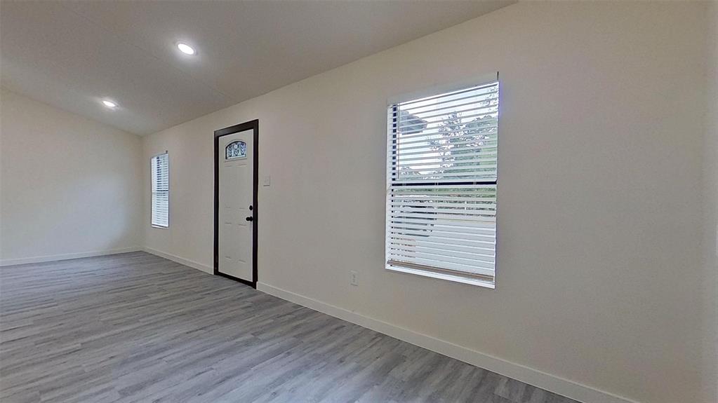1404 Arvel Circle Property Photo 5