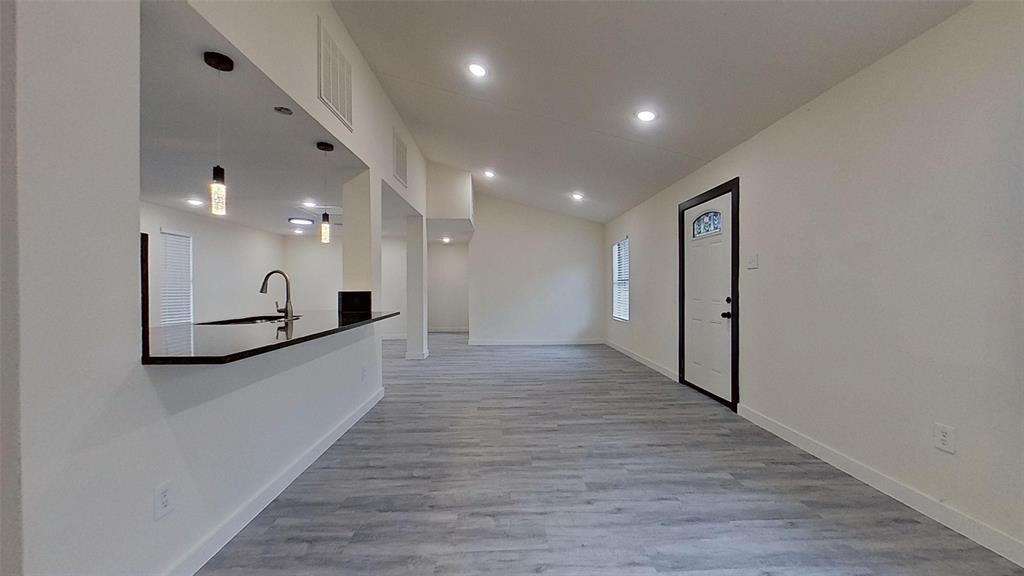 1404 Arvel Circle Property Photo 9