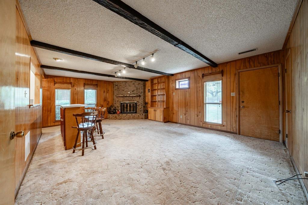 909 S Anson Property Photo 6