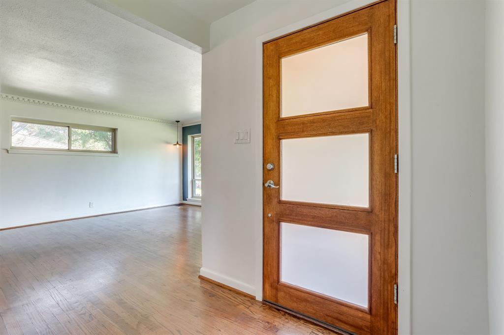 1839 Shelmire Drive Property Photo 3
